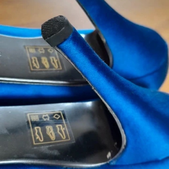 Chic Blue Women's Heels - Picture 6 of 7
